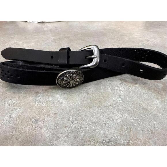 American Eagle Outfitters Accessories - American Eagle Womens Medium Black Western Leather Belt Silver Concho Cowgirl